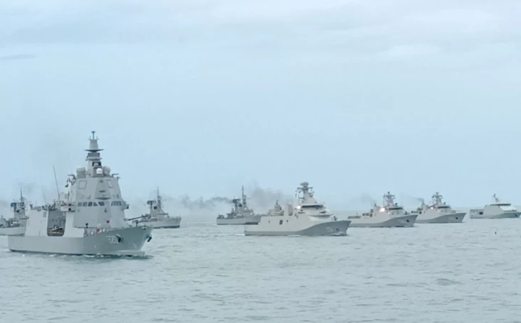 2 Kapal Perang Baru...