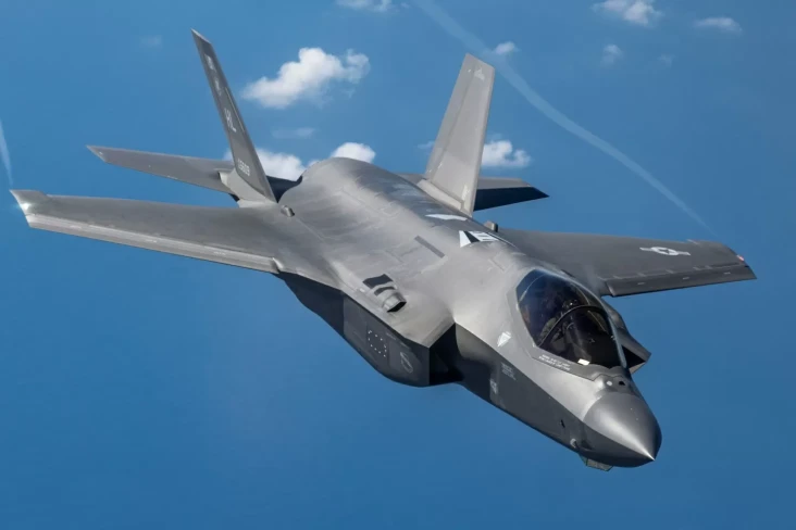 Jet Tempur Siluman F-35...