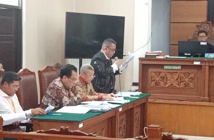Anggap Penetapan Tersangka...