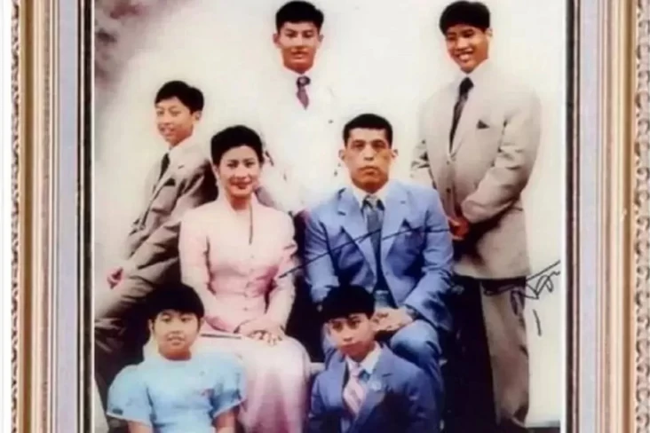 Profil 4 Anak Raja Thailand...