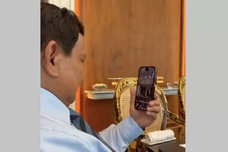 Prabowo Video Call Timnas...