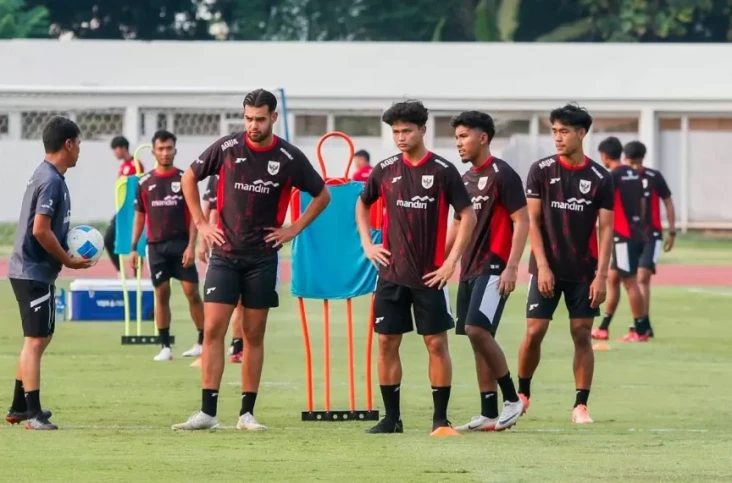 Susunan Pemain Timnas...