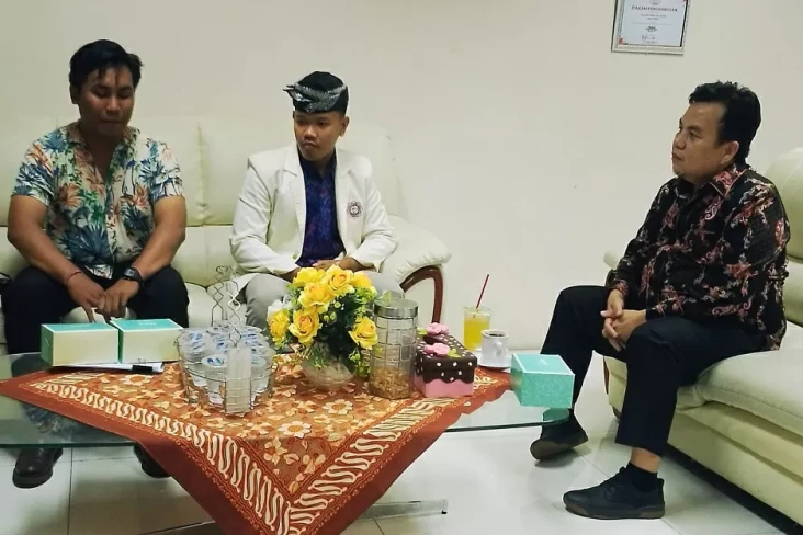 Sambangi DPRD Kota Bogor,...