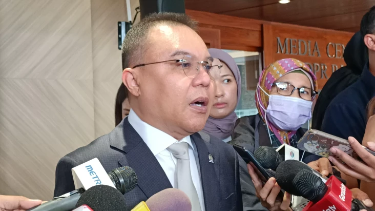 Sangkal Dana Reses DPR...