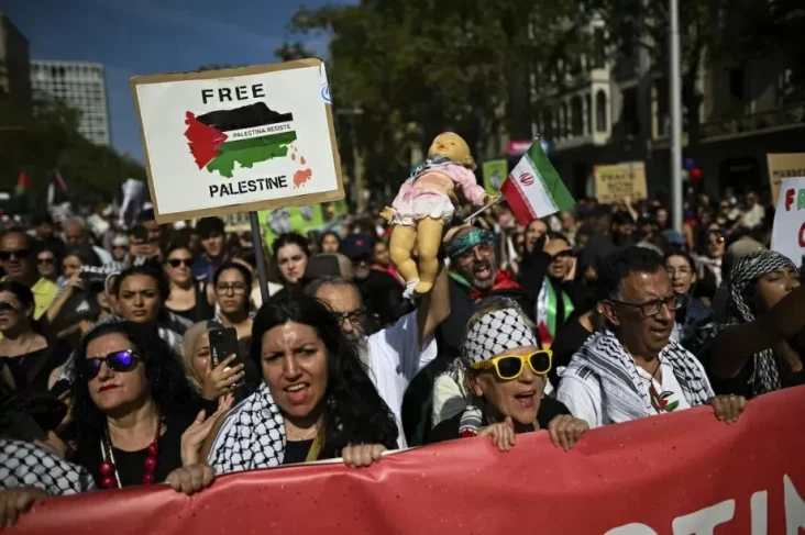 Para Tahanan Palestina...