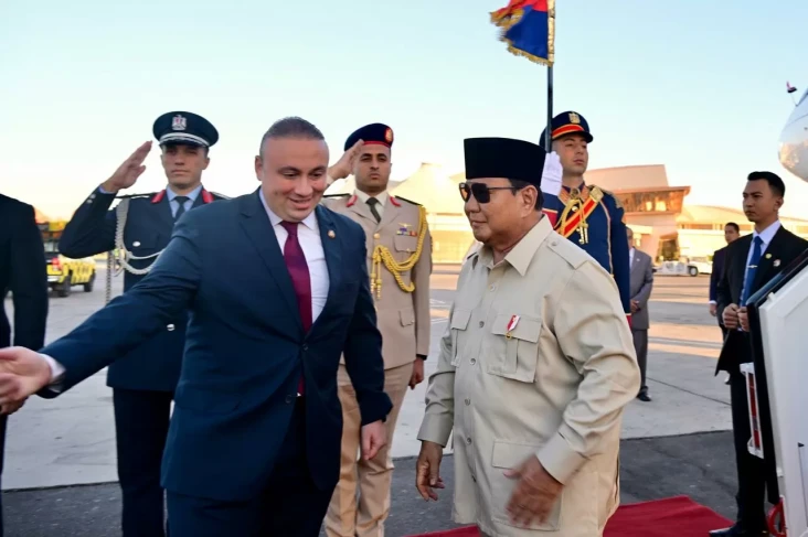 Tiba di Kairo, Prabowo...