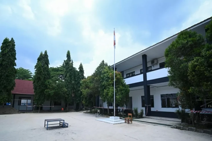Revitalisasi Sekolah...