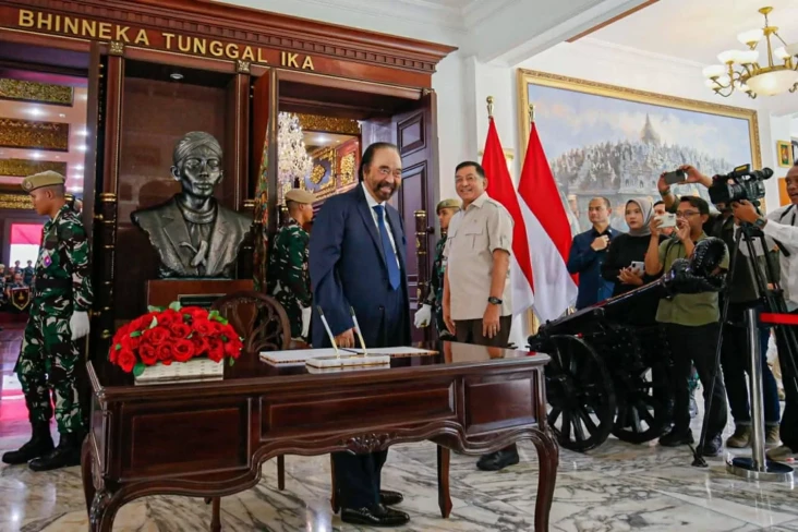 Setelah Surya Paloh,...