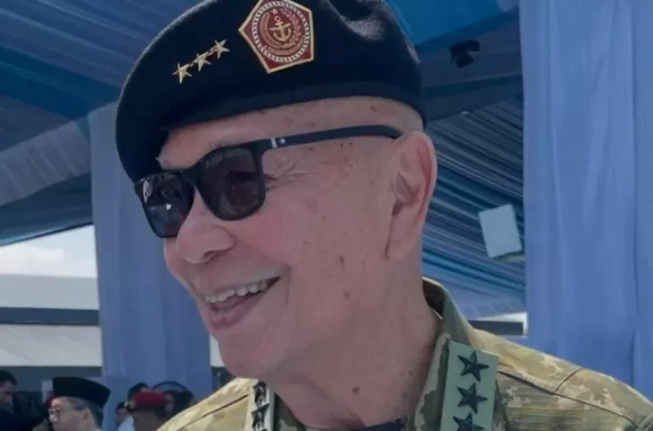 Purnawirawan TNI Glenny...