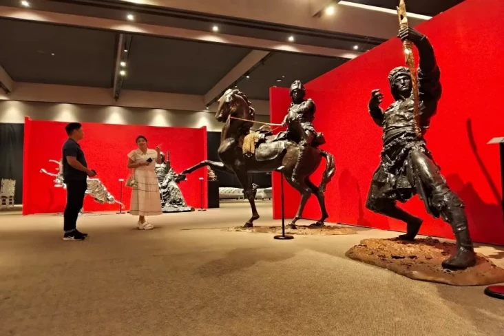 Pameran Patung Perunggu...