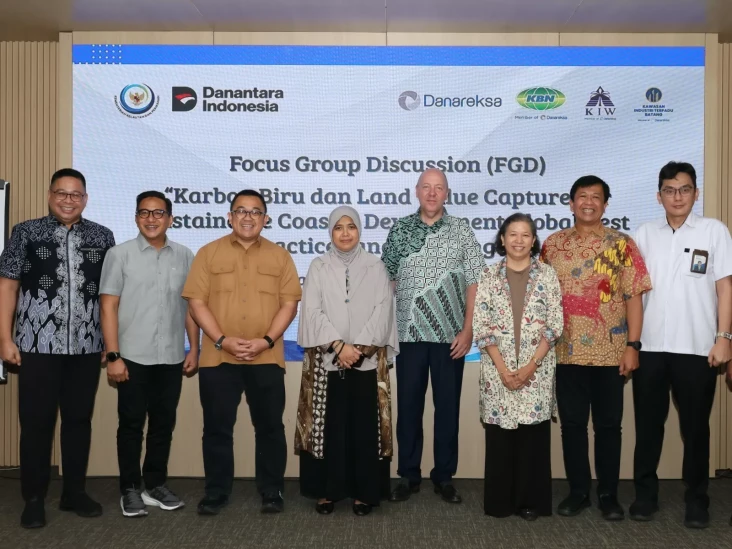 Hadirkan Kawasan Industri...