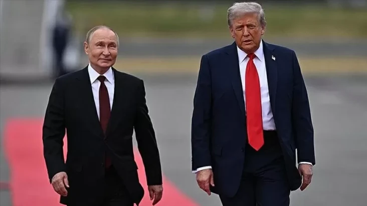 Trump: Panggilan Telepon...