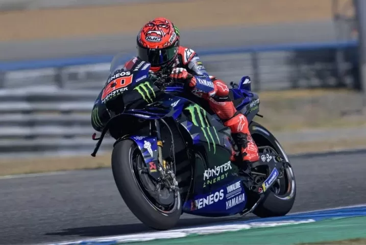 Fabio Quartararo Rebut...