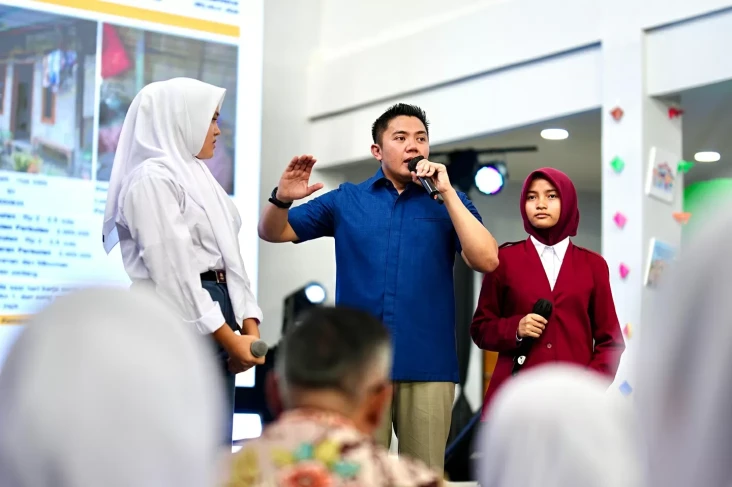 Bansos Rp30 Triliun...