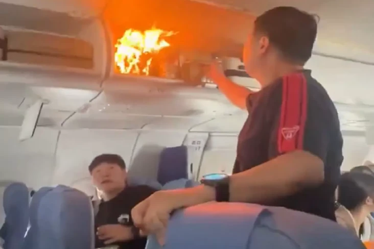 Viral! Kabin Air China...