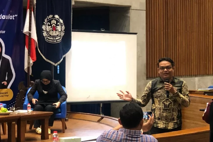 Satu Tahun Pemerintahan...