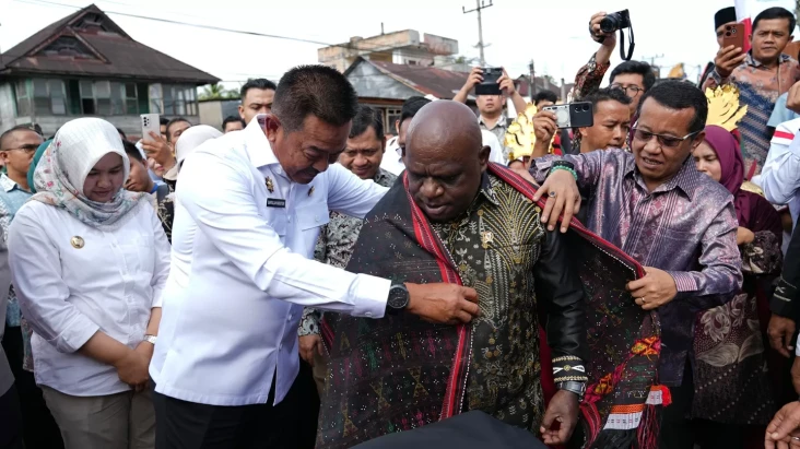 Menteri HAM Pastikan...