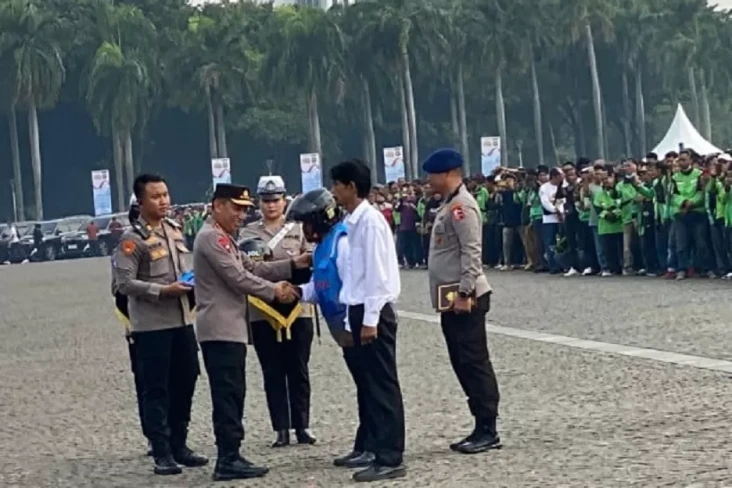 Kapolri Gandeng Ojol...