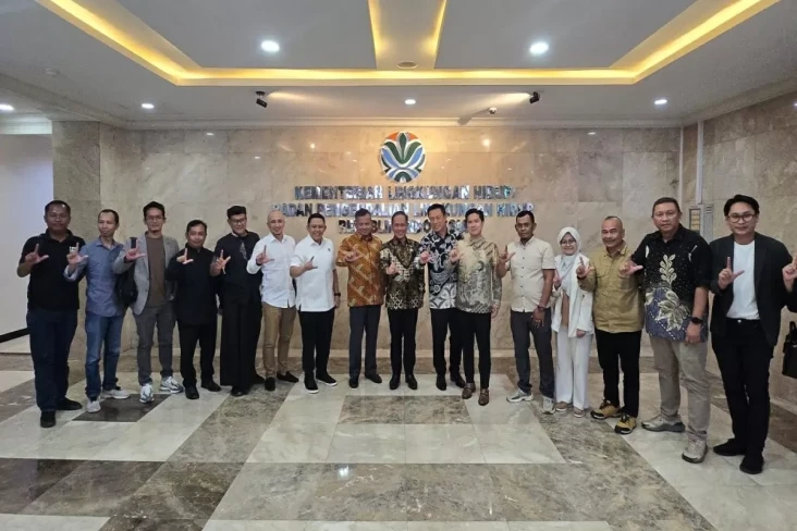 Cabut Sanksi Belasan...