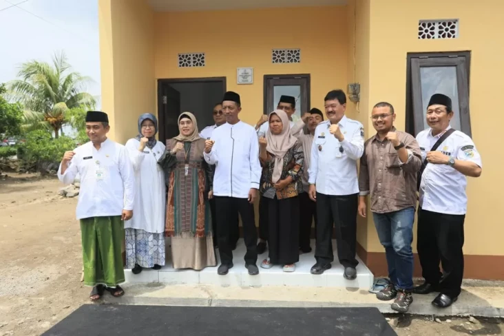 Renovasi Rumah Tak Layak...