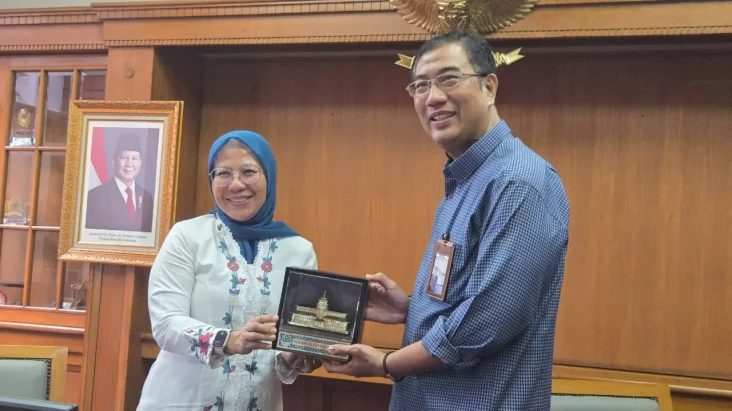 Komdigi Rilis Aplikasi...