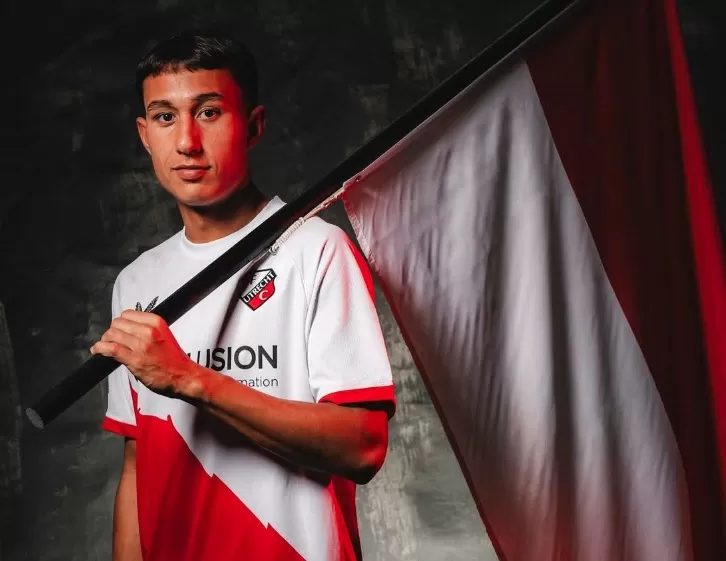 Miliano Jonathans Disertakan...