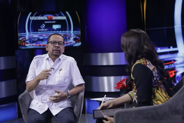 Satu Tahun Prabowo-Gibran,...