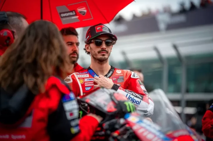 Francesco Bagnaia Rebut...