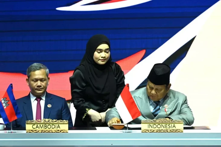 Prabowo Tanda Tangani...