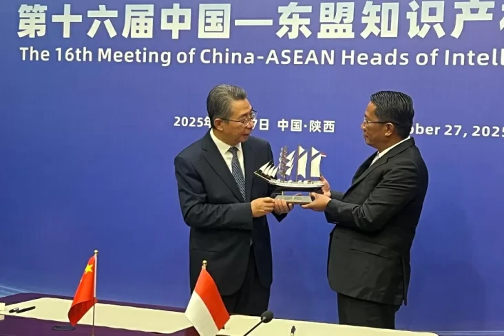Bertemu Perwakilan China-Asean,...