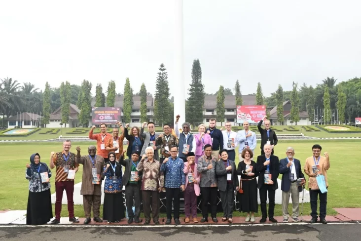 IPDN Gelar Peringatan...
