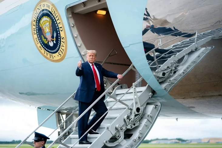 Trump Merespons Uji...