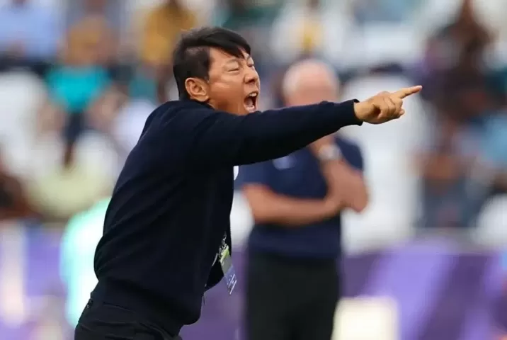 Evaluasi Total, Timnas...