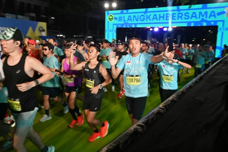 Kisah Puluhan Running...
