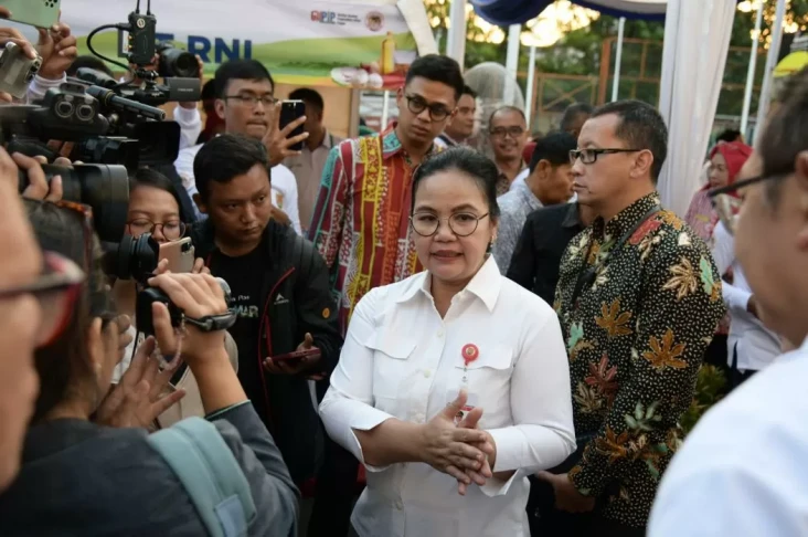 Wali Kota Agustina Wilujeng...