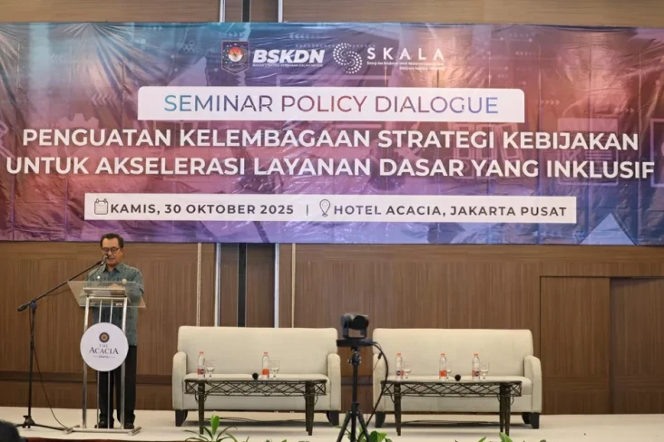 Hadirkan Layanan Publik...
