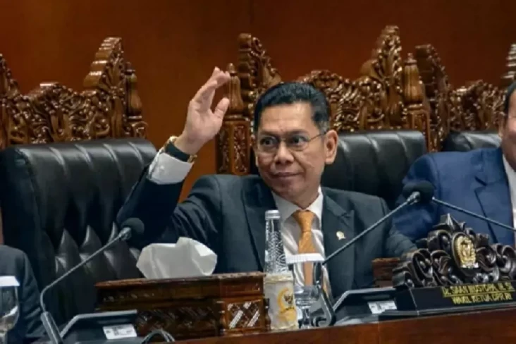 Aliansi Mahasiswa Minta...