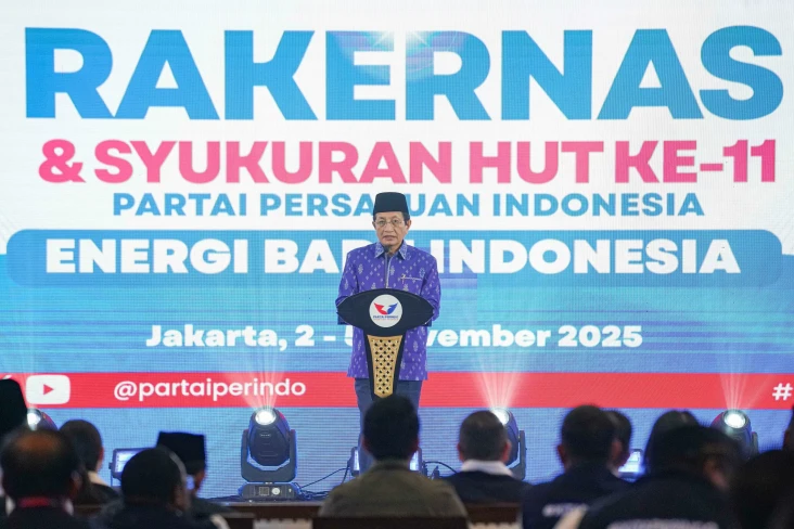 Hadiri Rakernas Partai...