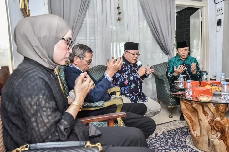 PPP Kepemimpinan Mardiono...