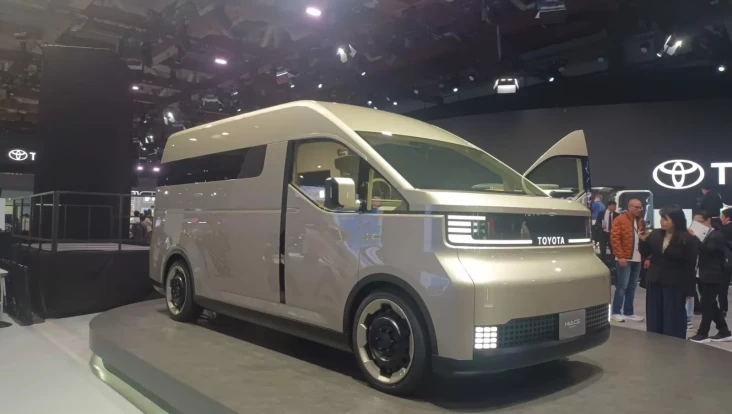 Toyota HiAce Concept...