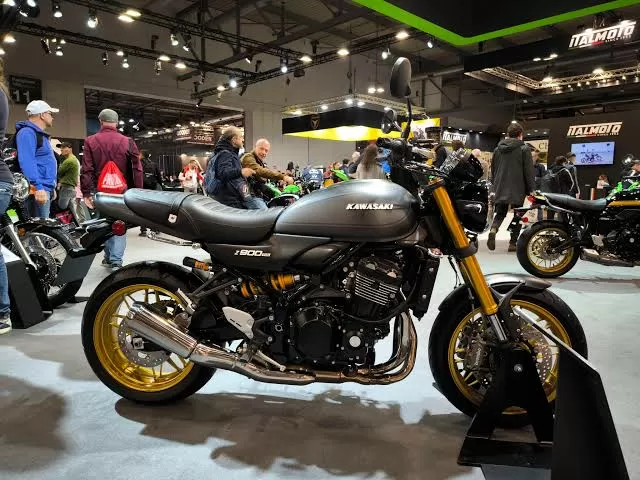 Kawasaki Z900RS 2026...