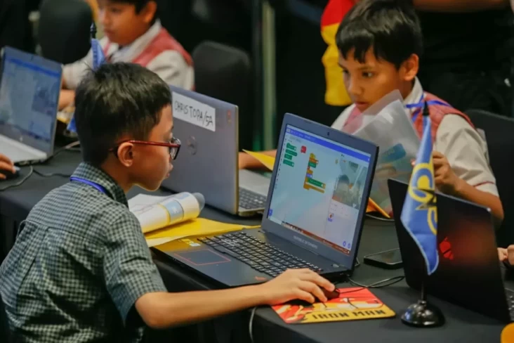 Dukung Generasi Cerdas,...
