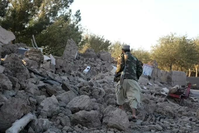 Gempa Guncang Afghanistan,...