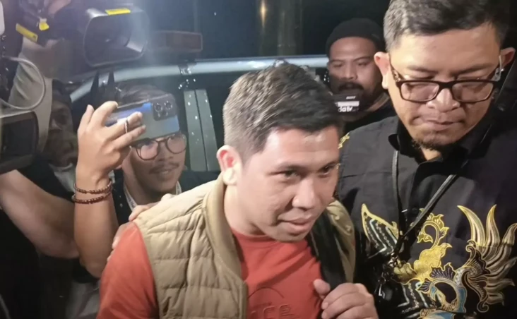 Orang Kepercayaan Gubernur...