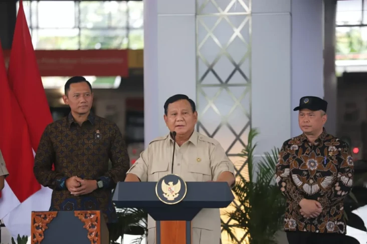 Prabowo Ingin Kereta...
