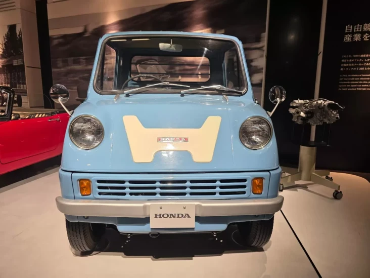 Mengunjungi Museum Honda...