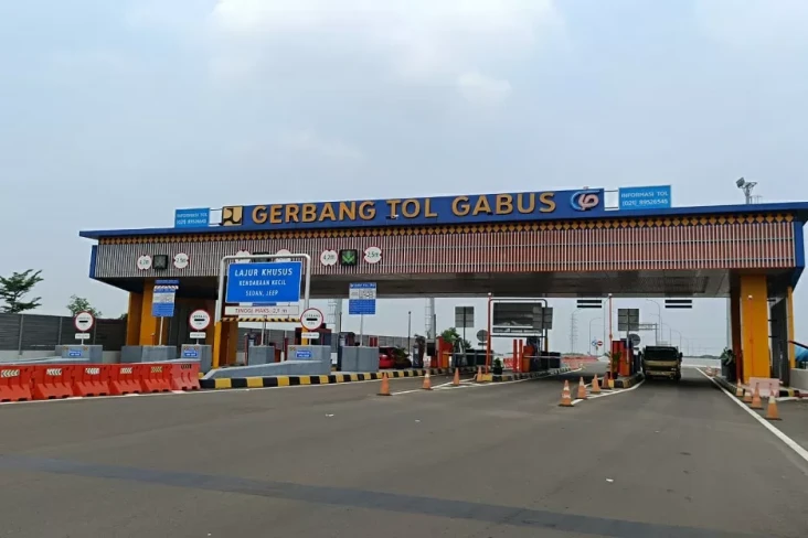 Pengguna Tol Cibitung-Cilincing...