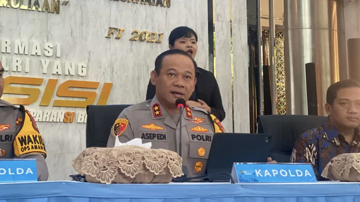 Polisi Segera Panggil...