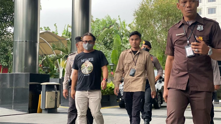 Orang Kepercayaan Bupati...