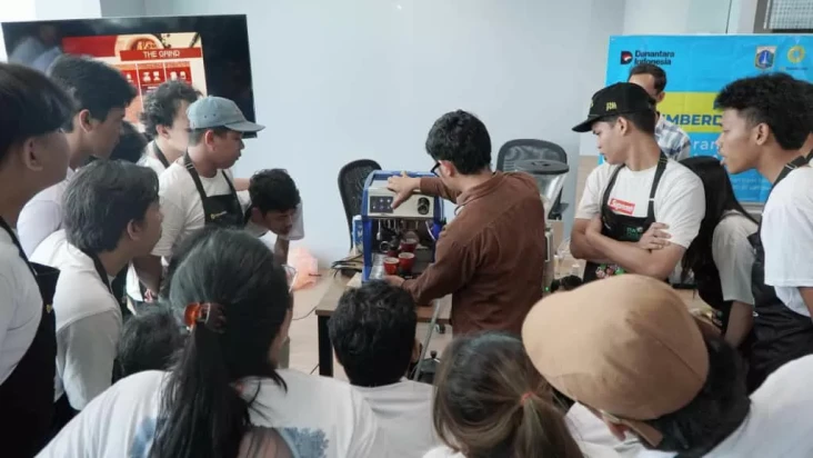 PLN EPI Dorong Ekonomi...